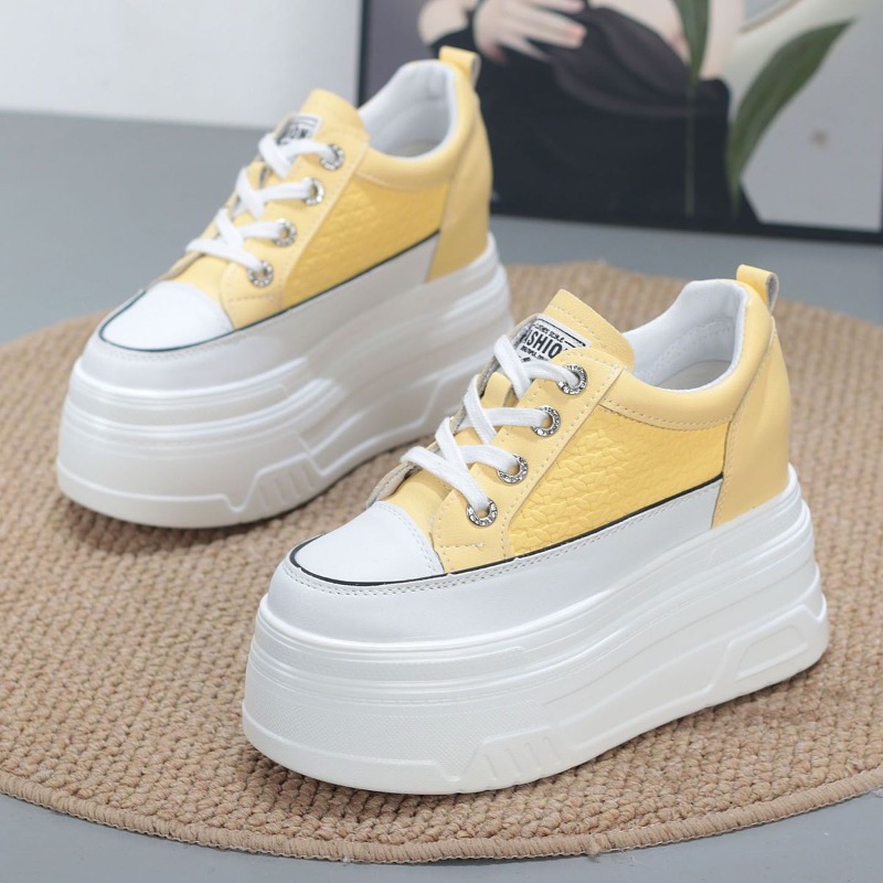 Wedge Heeled Sneaker - Nowe buty na platformie typu wedge,