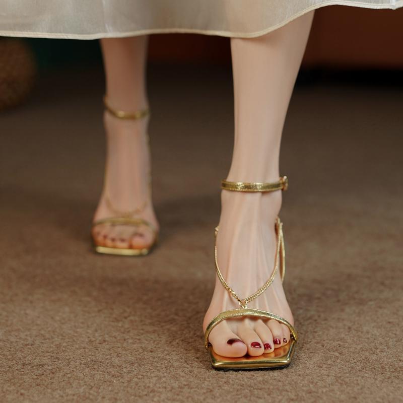 Złote modne sandały damskie, s – Gold Chain Sandal recenzja i cena