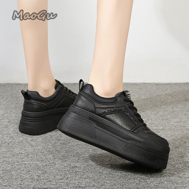 Białe sneakersy na platformie  – Women Shoes Store recenzja i cena
