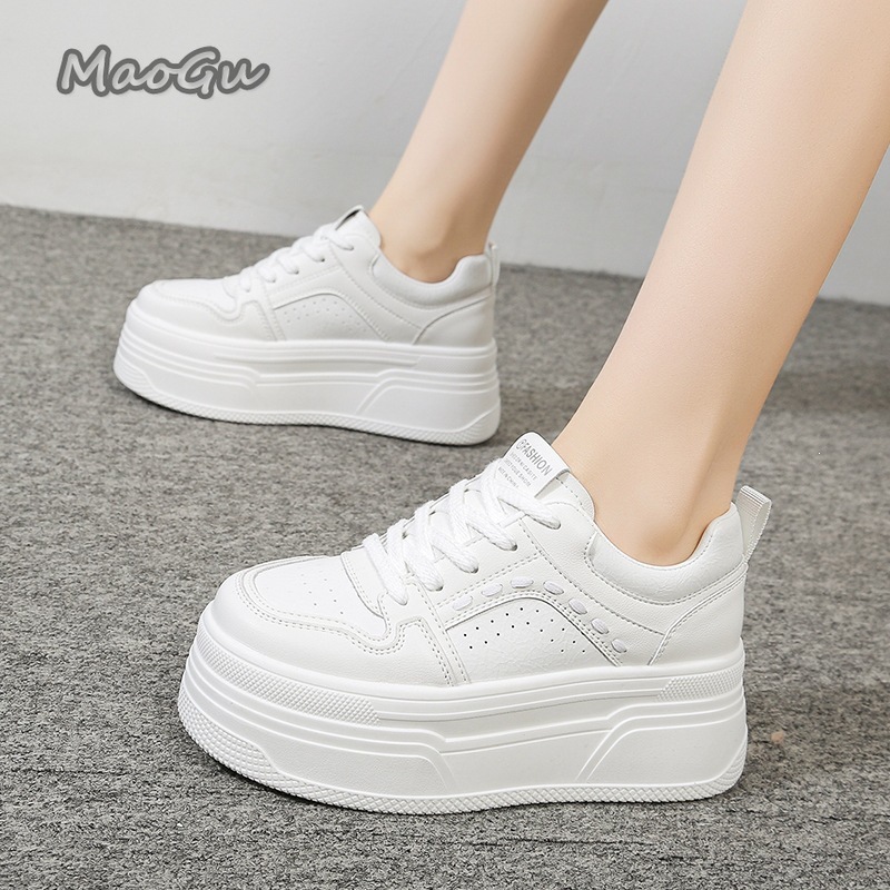 Białe sneakersy na platformie  – Women Shoes Store recenzja i cena