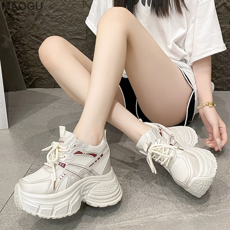 Damskie sneakersy na platformi – Women Shoes Store recenzja i cena