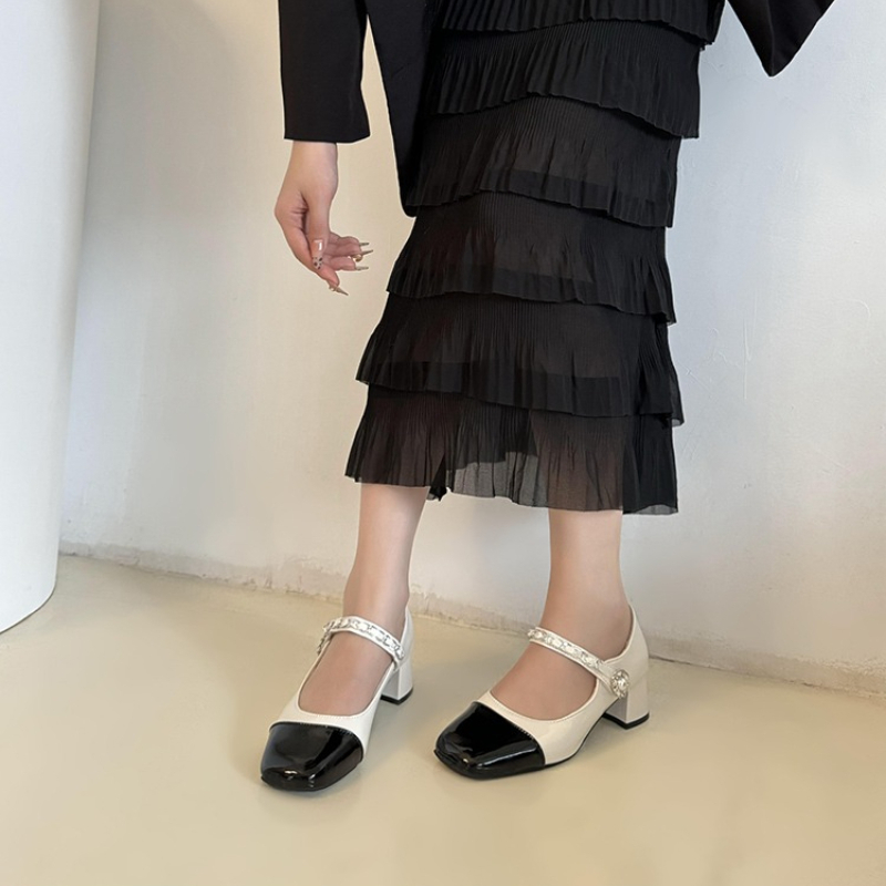 Klapki na grubym obcasie z per – Women Shoes With Heels recenzja i cena