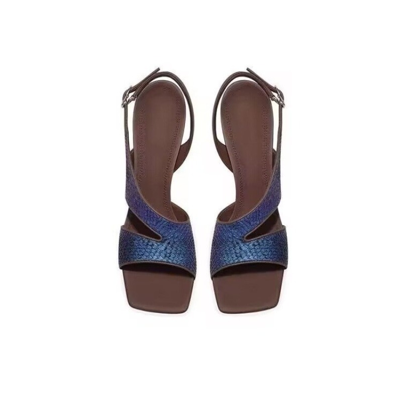 Nowe sandały na wysokim obcasi – Strappy Heeled Sandals recenzja i cena